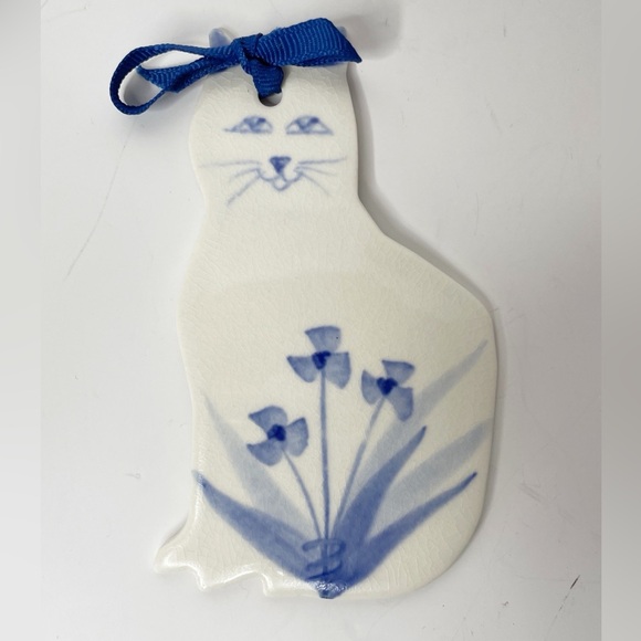 Specialty Porcelain Products Shepherdstown WV Handmade Blue White Ornaments - Picture 5 of 10